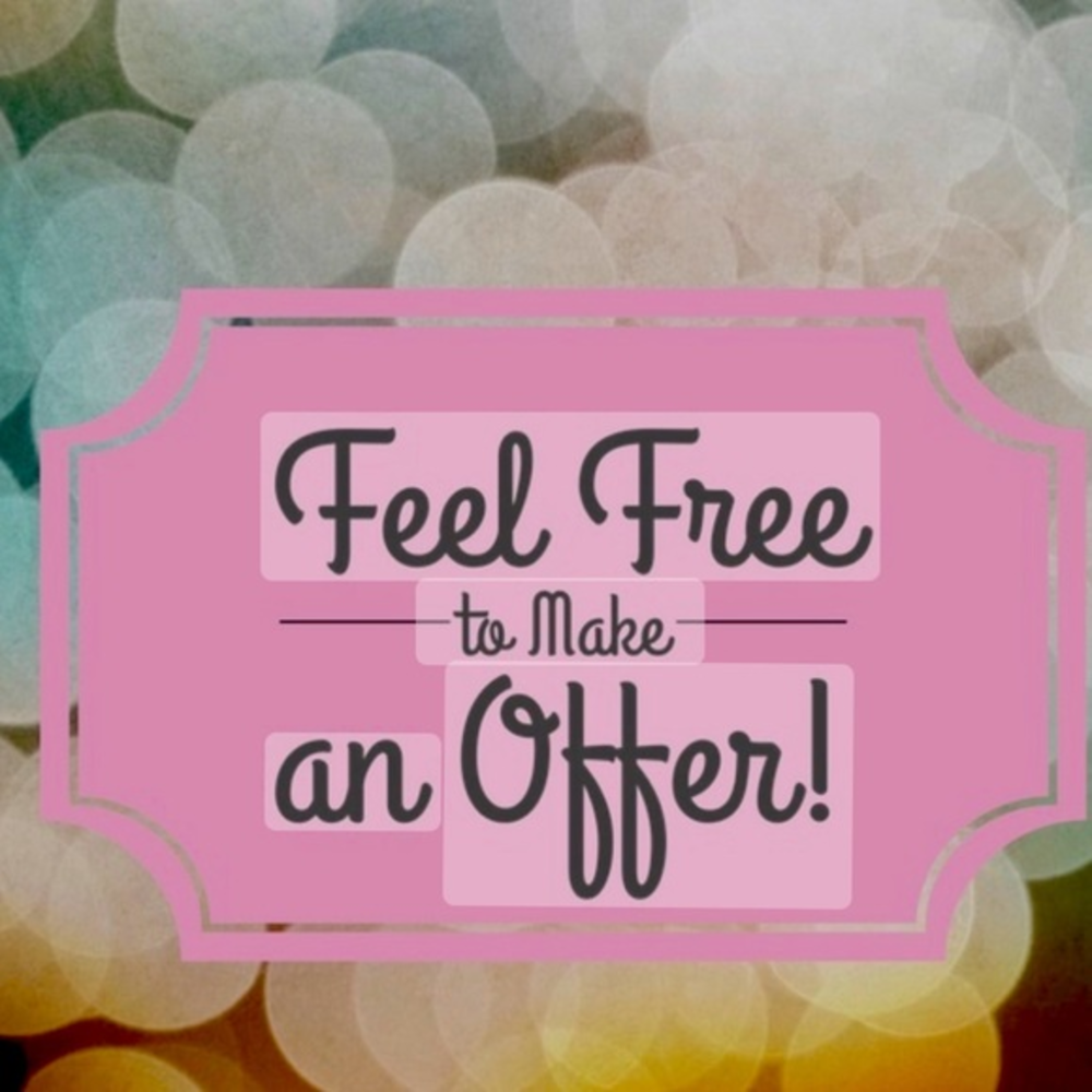 MAKE AN OFFER! BUNDLE AND SAVE‎ 20%!!!